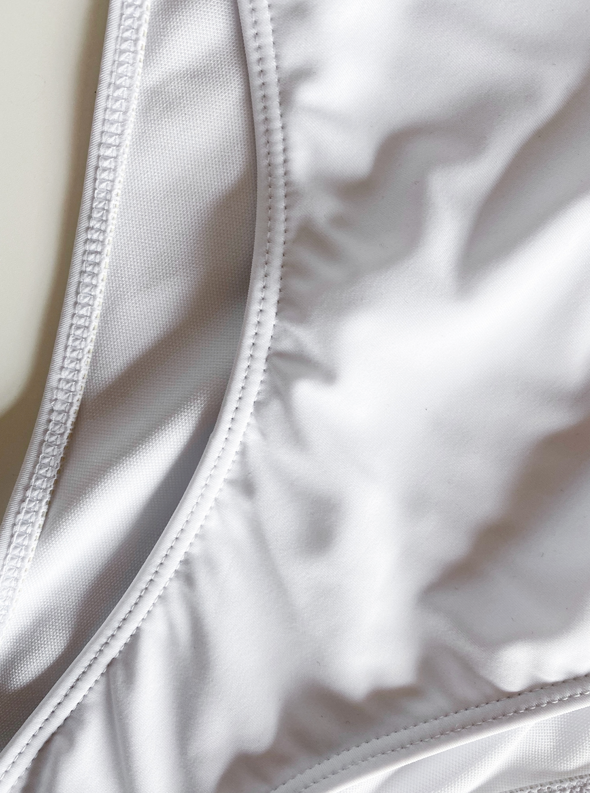 COSTUME INTERO DOLCEMENTE COMPLICATA